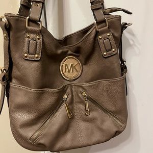 Michael kors purse